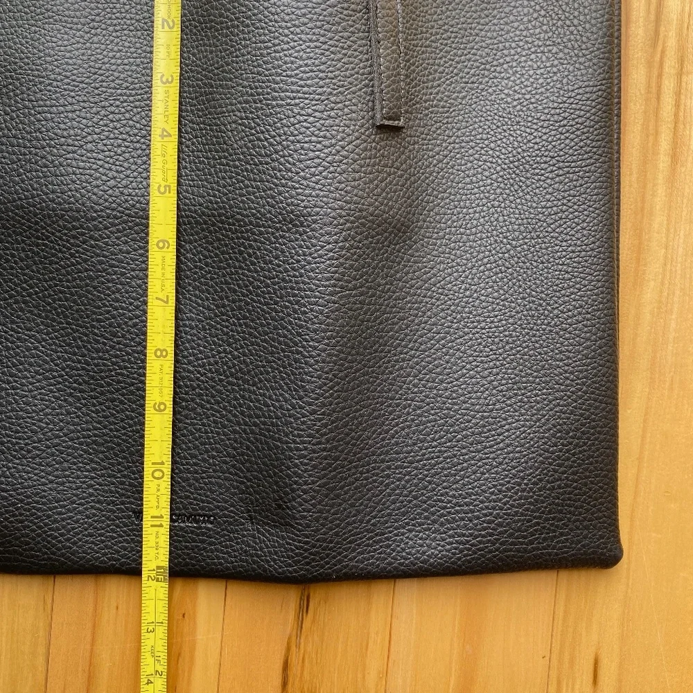 NWOT Vince Camuto Black‎ Leather Tote